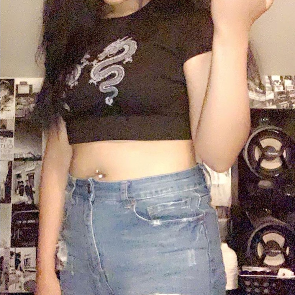 MORE STUFF GETTING LISTED SOON!! CHECK OUT CLOSET!